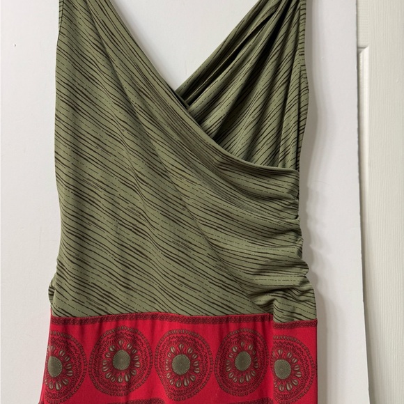 BCBG S Drop Waist Spaghetti Straps, Draped Front and Back making it V Neck NWOT - Picture 3 of 16